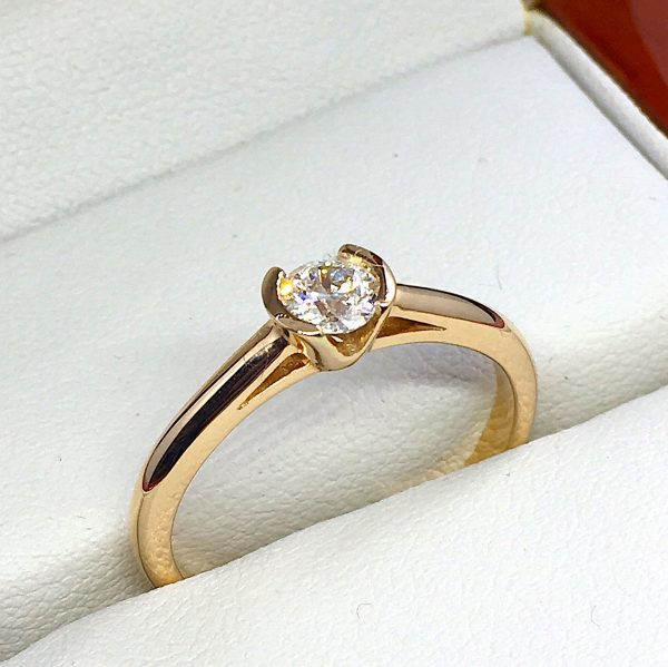 Eljegyzési rozé arany gyémánt gyűrű 0.31 b