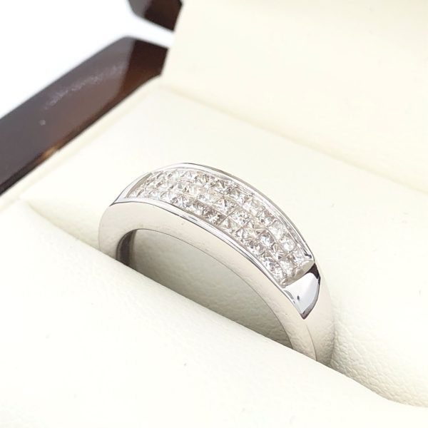 Princess gyémánt köves fehér arany gyűrű