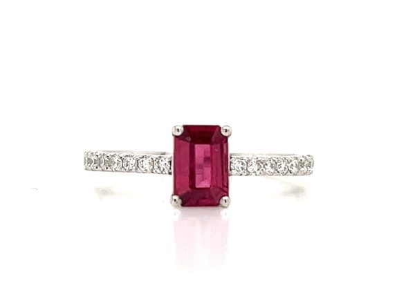 Eljegyzési gyémánt rubin gyűrű 1.061 ct